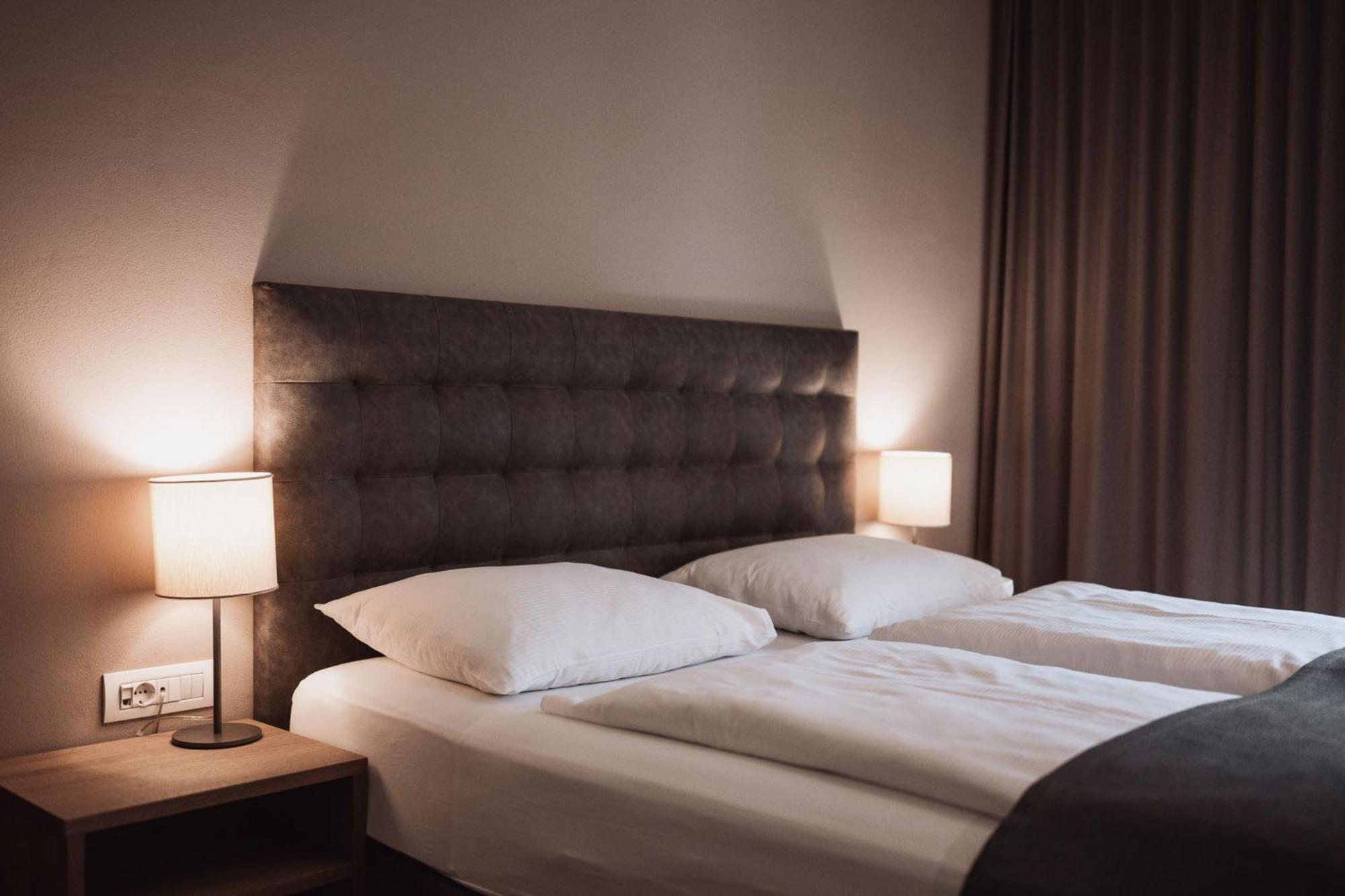 Hotel Montis - Active Nature Spa Brunico Ngoại thất bức ảnh