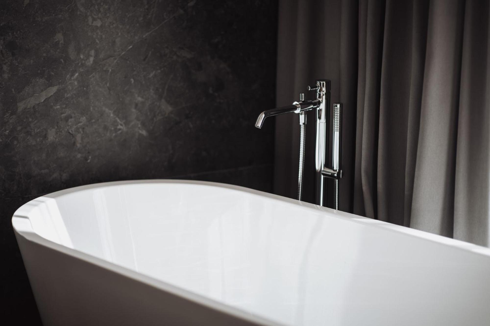 Hotel Montis - Active Nature Spa Brunico Ngoại thất bức ảnh